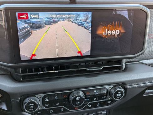 Certified 2024 Jeep Wrangler Unlimited Rubicon image 22