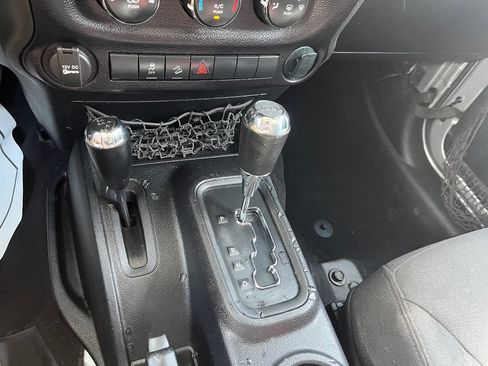 Used 2016 Jeep Wrangler Unlimited Sport w/ Max Tow Package AWD/4WD image 15