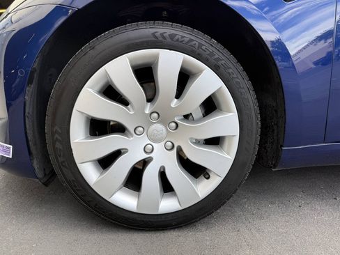 Used 2018 Tesla Model 3 Mid Range RWD image 32