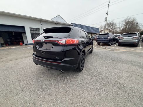 Used 2018 Ford Edge SE image 42