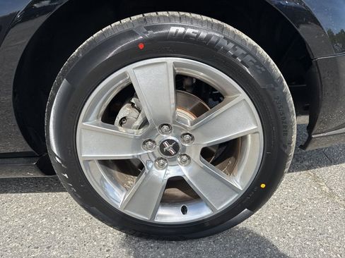 Used 2006 Ford Mustang GT image 23