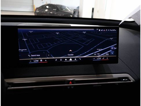 Certified 2024 BMW iX xDrive50 AWD/4WD image 18