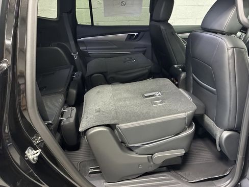 New 2026 Buick Enclave Preferred w/ Power Package image 11