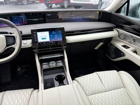 New 2026 Lincoln Nautilus Black Label AWD/4WD image 32