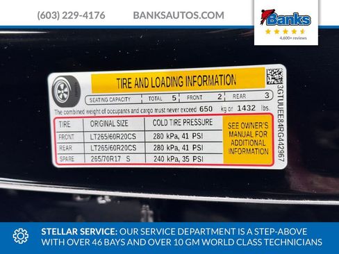 Certified 2024 GMC Sierra 1500 AT4 w/ Technology Package image 8