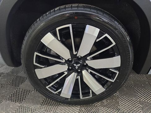 Used 2025 Mitsubishi Outlander SEL AWD/4WD image 14