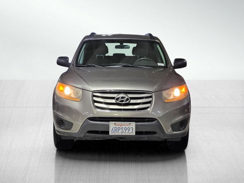 Used 2011 Hyundai Santa Fe GLS image 2