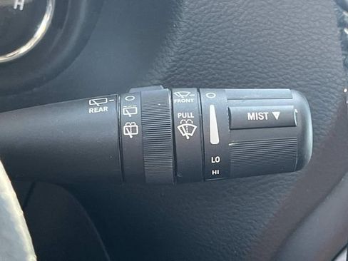 Used 2018 Jeep Wrangler Sport image 33