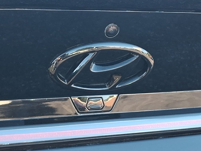 Used 2025 Hyundai Elantra Sport FWD image 30