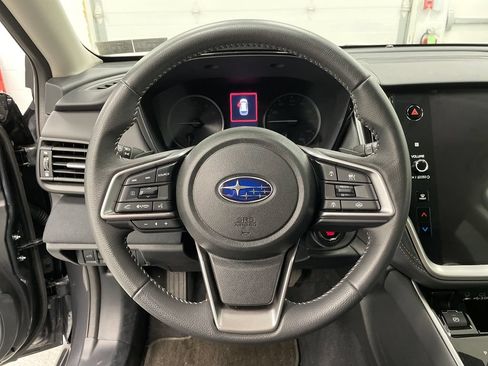 Used 2025 Subaru Outback Premium AWD/4WD image 8