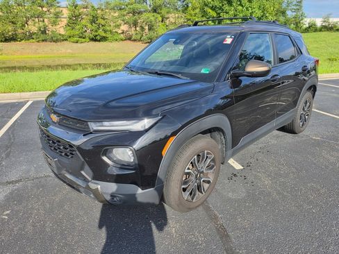 Used 2021 Chevrolet TrailBlazer ACTIV w/ Sun and Liftgate Package AWD/4WD image 6