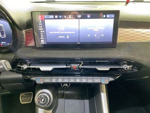 Used 2024 Alfa Romeo Tonale Veloce image 38