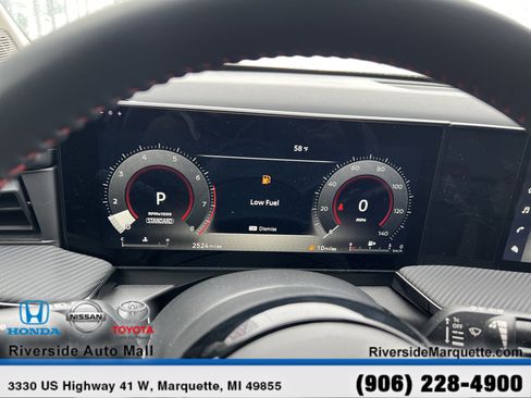 Used 2025 Nissan Kicks SR image 14