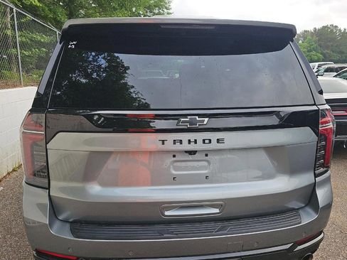 Used 2025 Chevrolet Tahoe Z71 AWD/4WD image 2