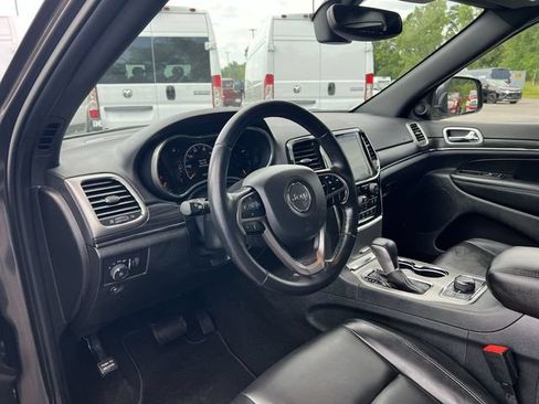 Used 2021 Jeep Grand Cherokee Limited AWD/4WD image 18