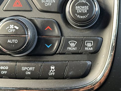 Used 2019 Dodge Durango R/T image 31