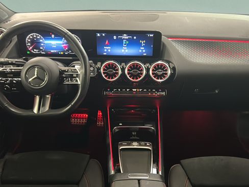 Used 2025 Mercedes-Benz GLA 250 image 19