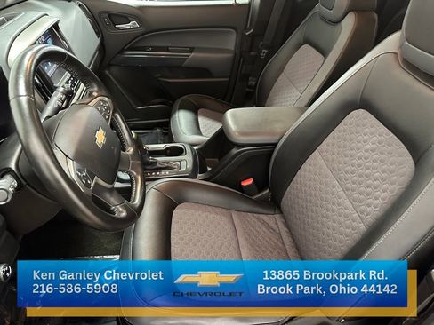 Used 2015 Chevrolet Colorado Z71 image 9