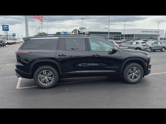 Certified 2024 Chevrolet Traverse LT FWD image 9