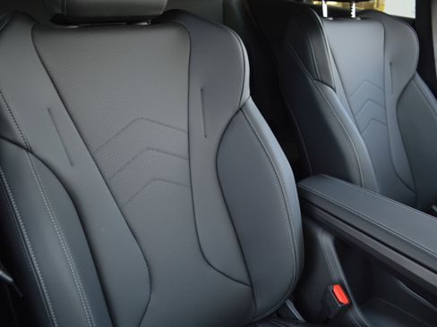 Used 2026 BMW X2 xDrive28i w/ Technology Package image 40