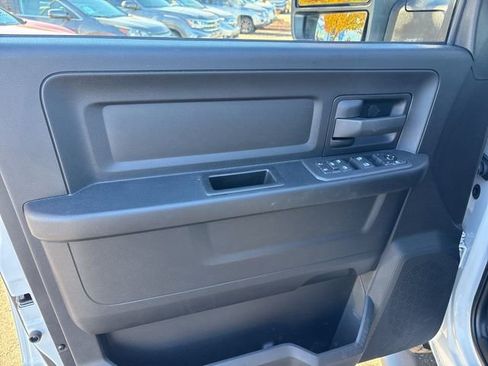 Used 2025 RAM 3500 Tradesman image 11