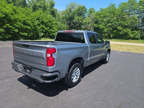 Used 2023 Chevrolet Silverado 1500 RST w/ Z71 Off-Road Package AWD/4WD image 8