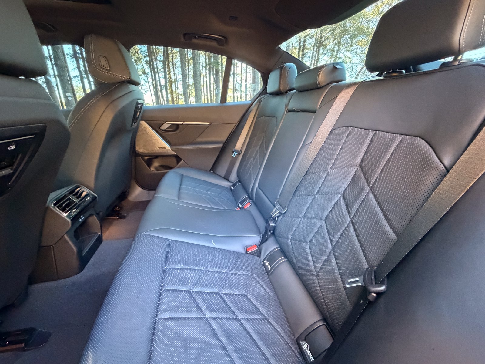 Used 2024 BMW i5 eDrive40i w/ M Sport Package RWD image 14