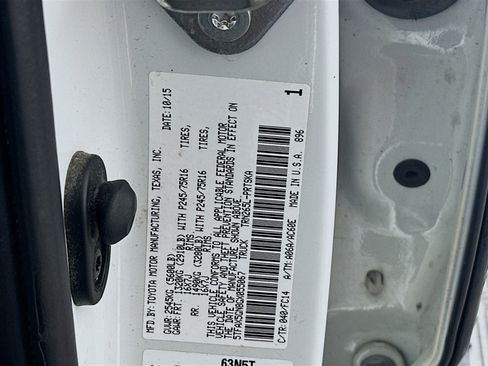 Used 2016 Toyota Tacoma SR5 image 12