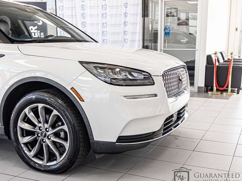 Used 2020 Lincoln Corsair AWD w/ Premium Package image 4