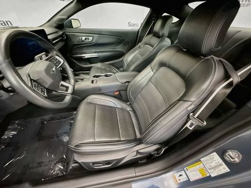 Used 2025 Ford Mustang GT Premium RWD image 21
