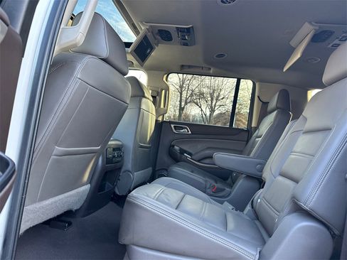 Used 2019 GMC Yukon XL Denali w/ Denali Ultimate Package image 22