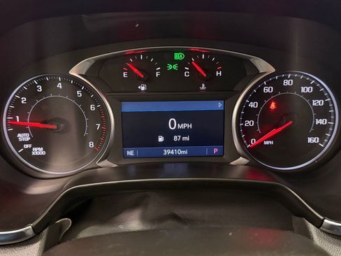 Used 2025 Chevrolet Blazer LT AWD/4WD image 17