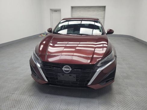 Used 2023 Nissan Altima 2.5 SV image 15