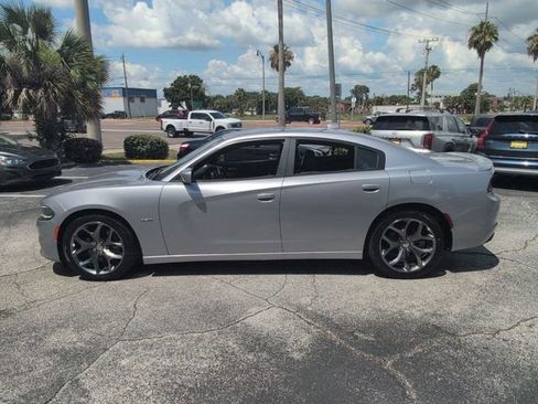 Used 2016 Dodge Charger R/T w/ Navigation & Travel Group RWD image 8
