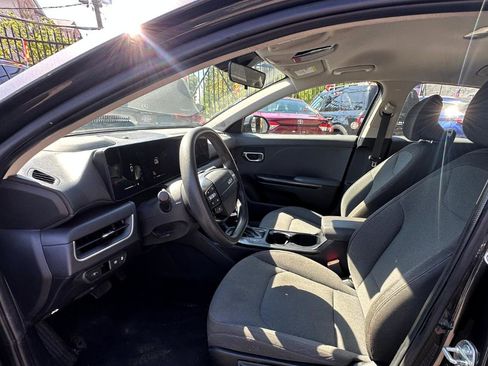 Used 2025 Kia K4 FWD image 21