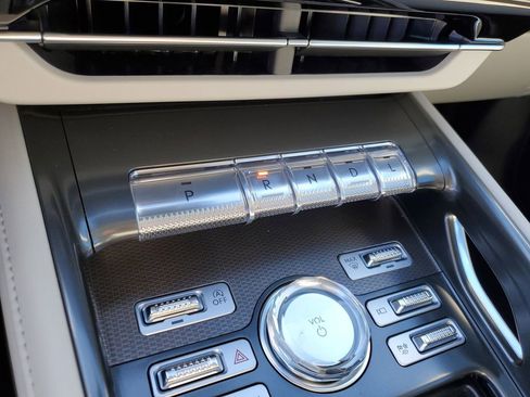 New 2026 Lincoln Nautilus Premier AWD/4WD image 29
