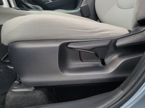 Certified 2023 Toyota Corolla Cross L FWD image 16