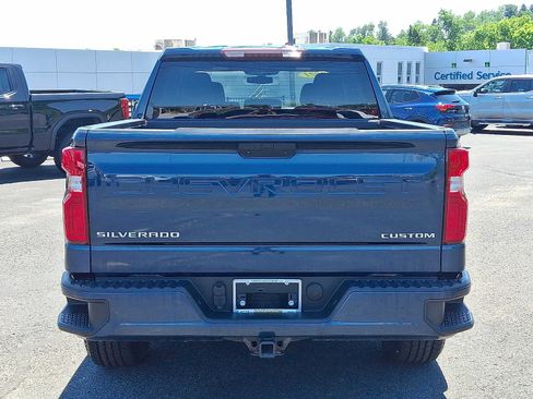Used 2021 Chevrolet Silverado 1500 Custom AWD/4WD image 5