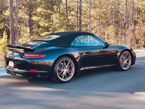Used 2019 Porsche 911 Carrera S image 6