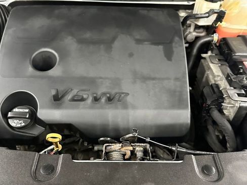 Used 2019 Chevrolet Traverse RS image 7