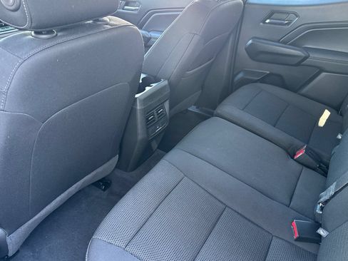 Used 2026 Chevrolet Colorado LT RWD image 15