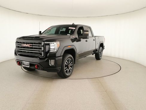 Used 2022 GMC Sierra 2500 AT4 w/ AT4 Premium Plus Package AWD/4WD image 12