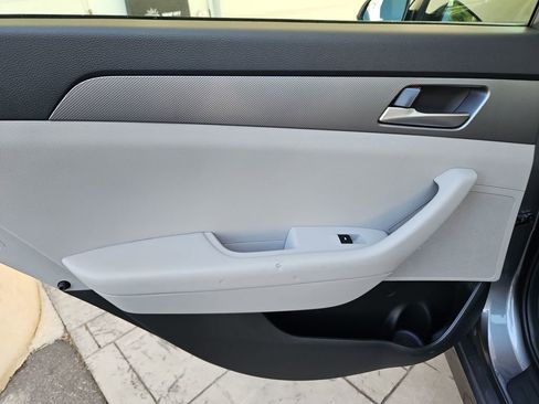 Used 2019 Hyundai Sonata SE image 26