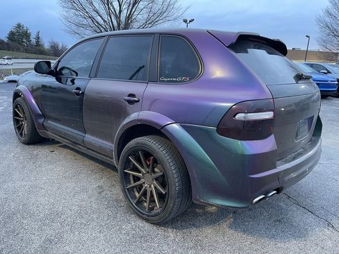 Used 2008 Porsche Cayenne GTS image 7