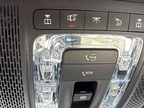 Certified 2026 Mercedes-Benz GLB 250 4MATIC image 38
