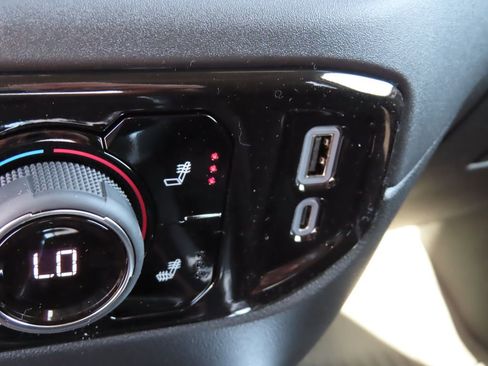 New 2026 Chevrolet Silverado 1500 RST AWD/4WD image 11
