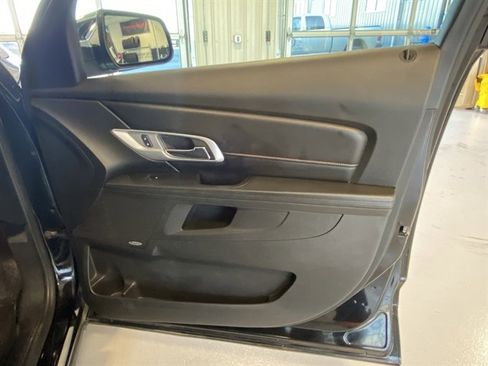 Used 2017 GMC Terrain SLT w/ Open Road Package image 22