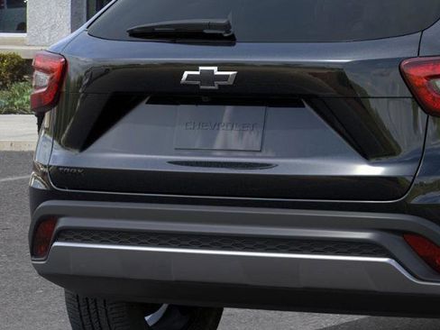 New 2026 Chevrolet Trax LT w/ LT Convenience Package image 14