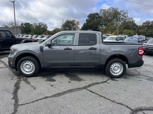 New 2025 Ford Maverick XL image 4