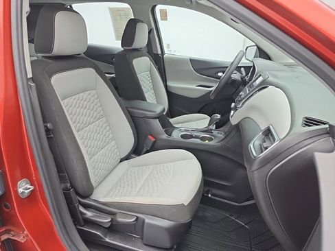 Used 2020 Chevrolet Equinox LS w/ LPO, Floor Liner Package AWD/4WD image 43